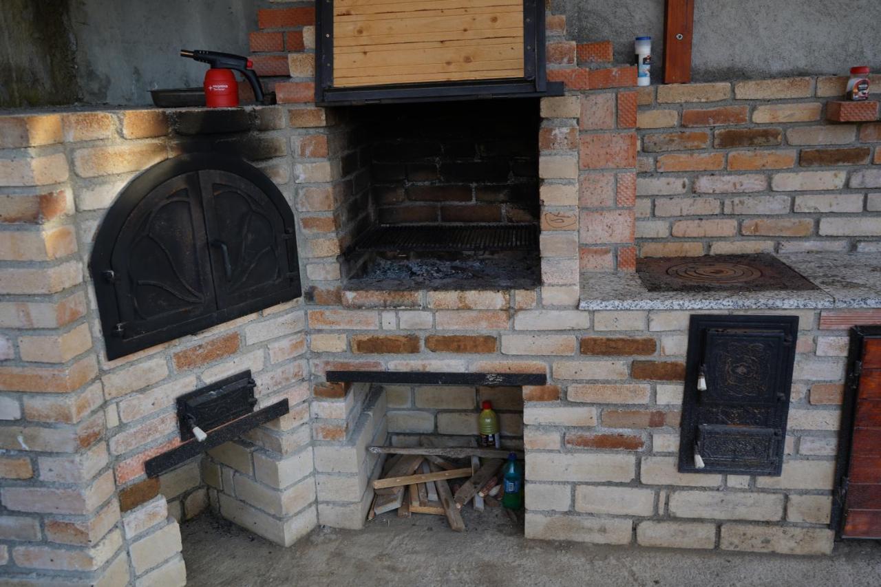 Pensiunea Giulia Home Dezmir Exterior foto